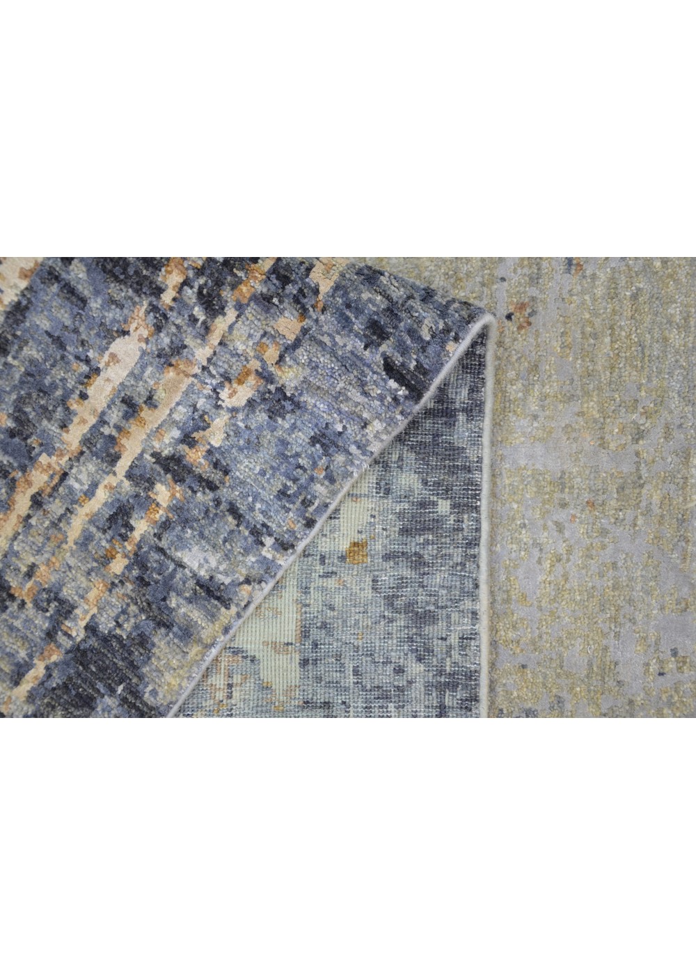 Abstracta Hand-Woven Wool And Silk Rug 302x199 cm AND237078302X199601