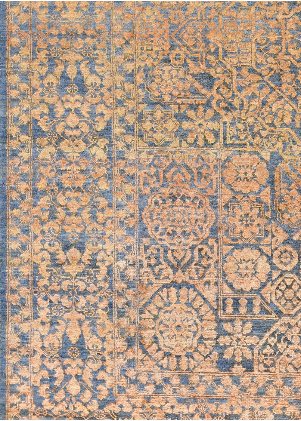 Sorenn El Dokuma Yün ve İpek Halı 241x175 cm AND236118241X175422