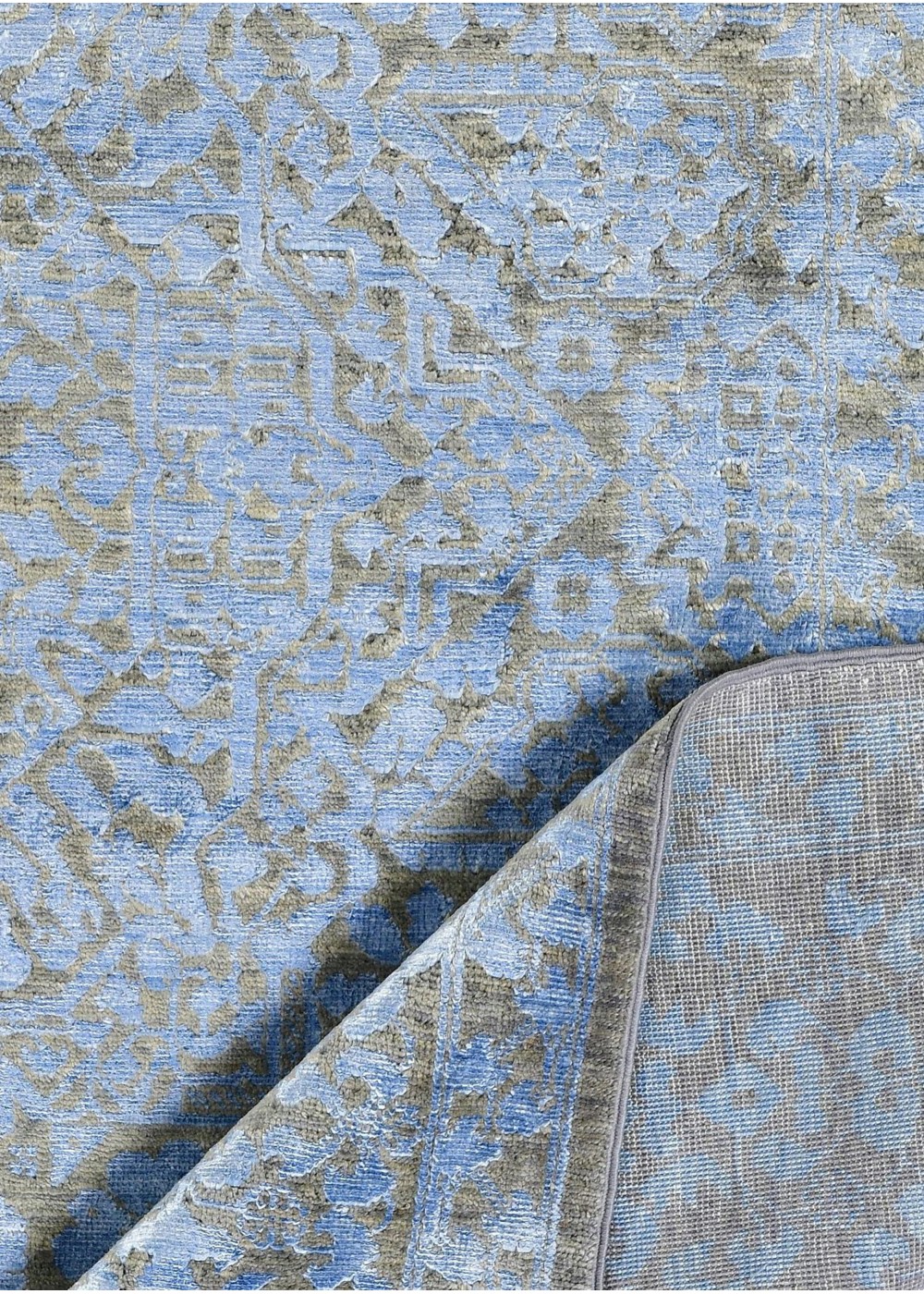 Veloura Sky El Dokuma Yün ve İpek Halı 245x176 cm AND236114245X176431