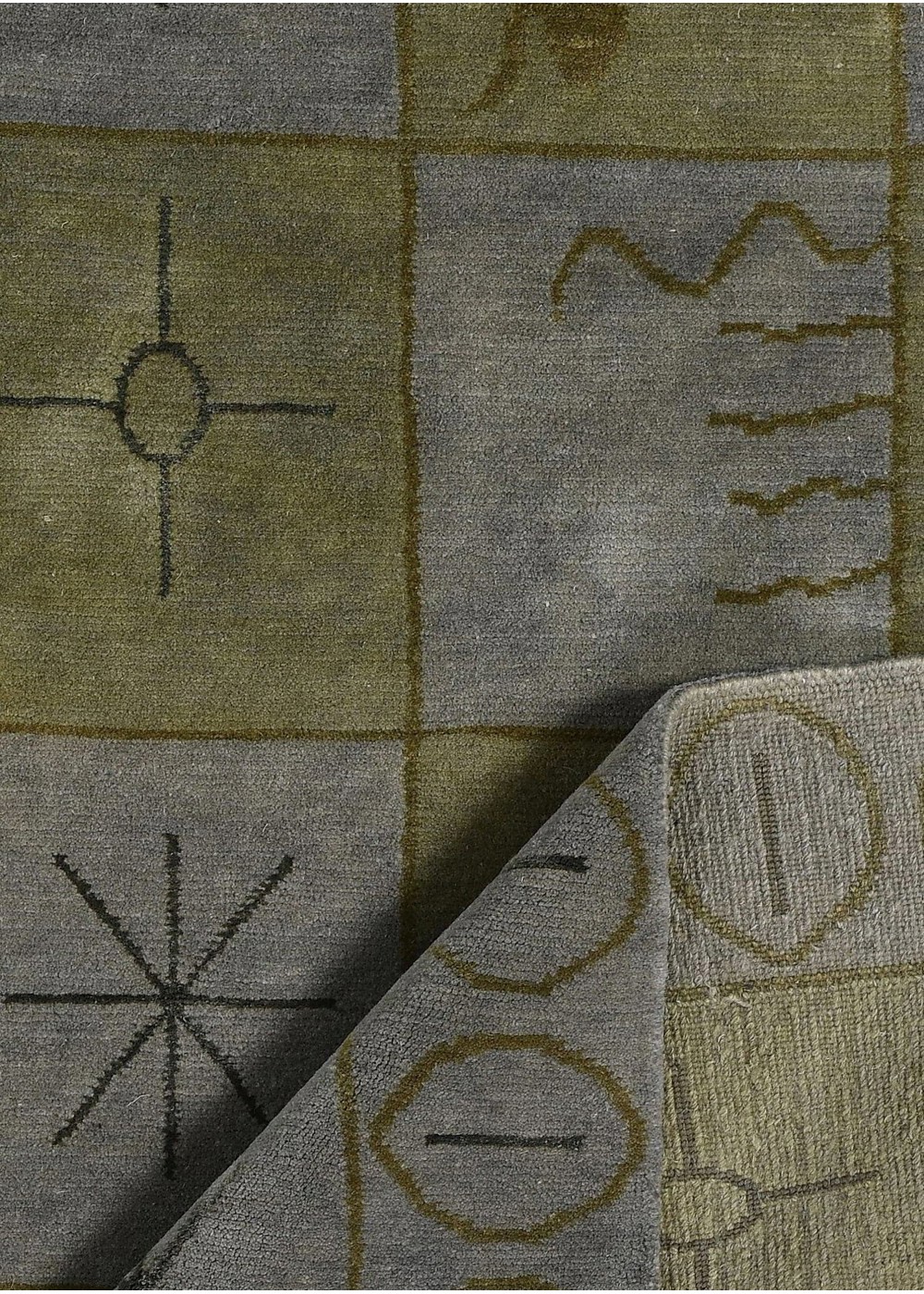 Calverin El Dokuma Yün Halı 263x185 cm AND182097263X185487