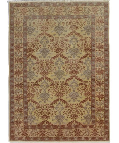 Baroque Light Hand-Woven Wool Rug 172x125 cm YÜNEYÜNUŞAK172X125215 Baroque Light Hand-Woven Wool Rug 172x125 cm